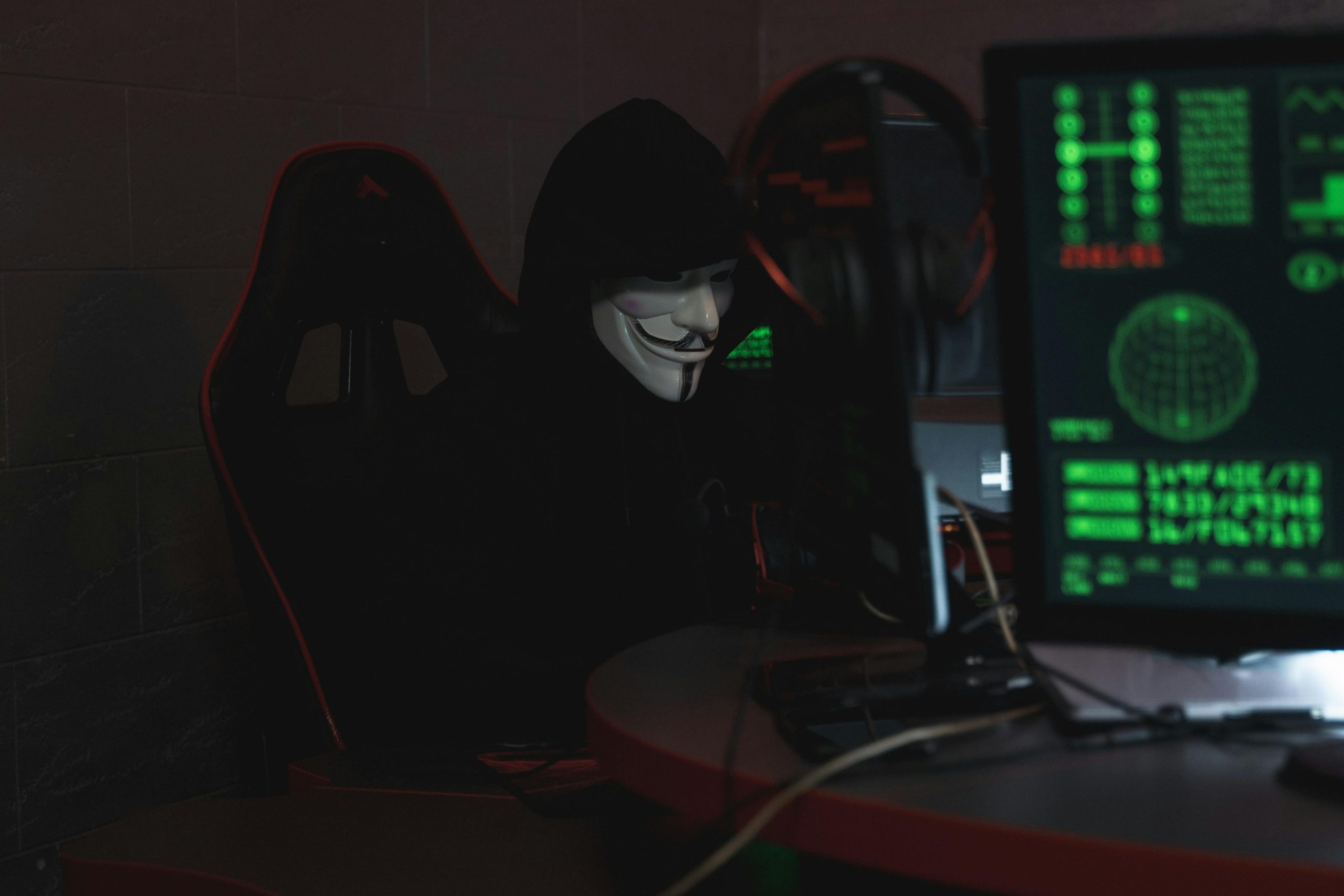 Studying IT or computer science? Here are 5 lucrative careers you should know