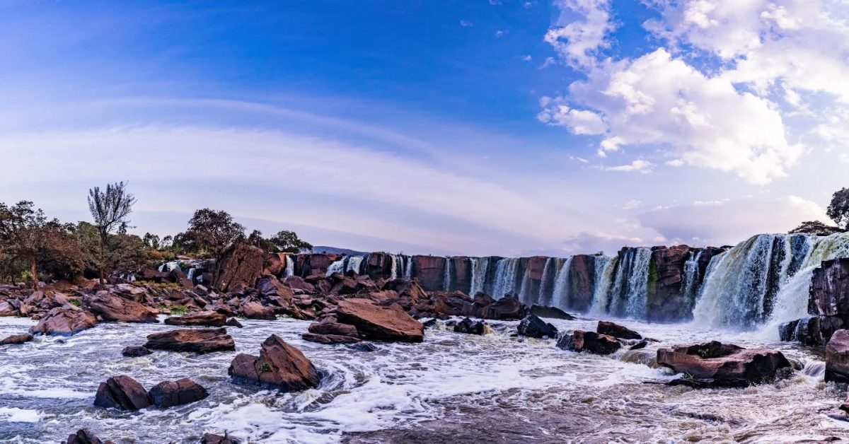 A widershot of 14 falls in Thika. PHOTO/https://www.facebook.com/trivettravelskenyasafaris