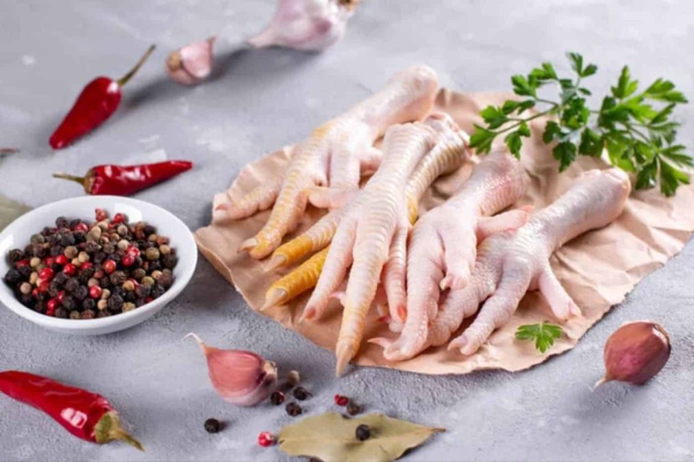 Chicken feet on display. PHOTO/https://greenspoon.co.ke/