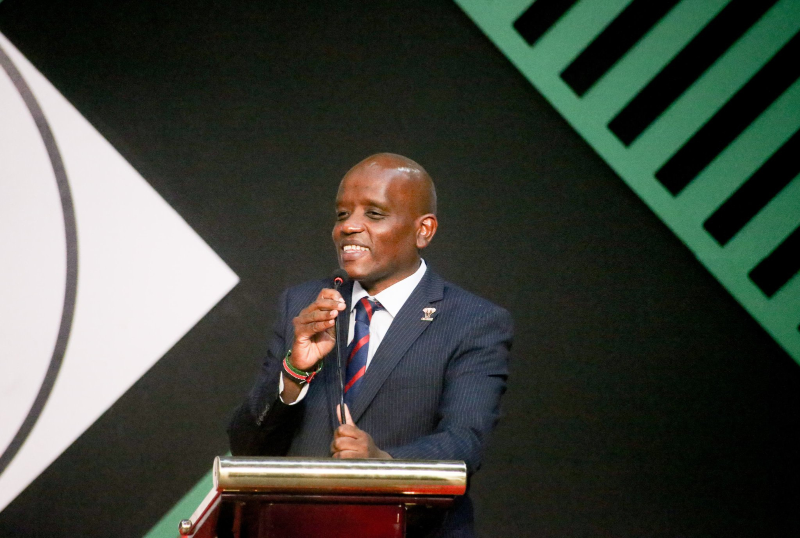 ‘Eric Omondi earns Ksh57M from his social media platforms’ – Dennis Itumbi