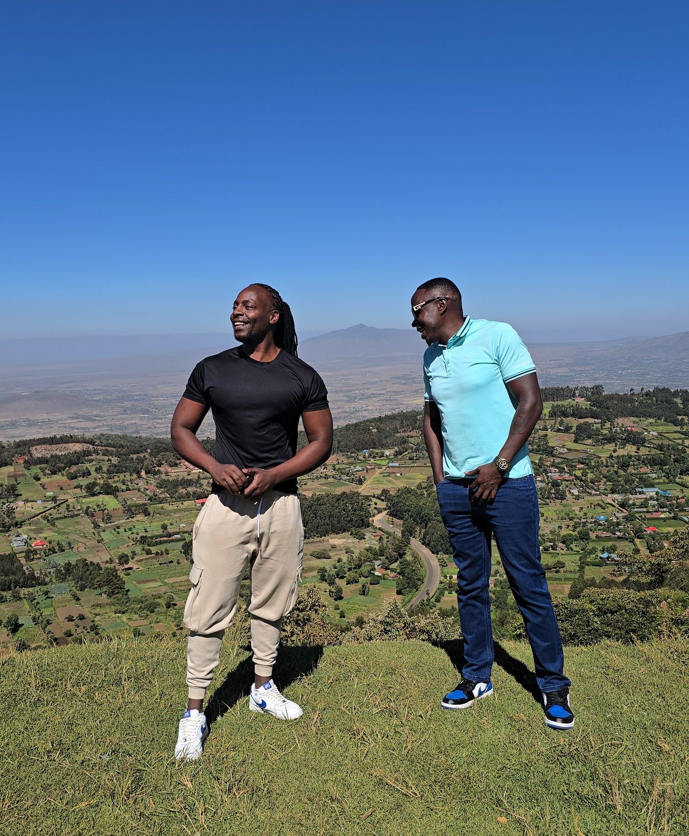Oga Obinna’s bodyguard Munez defends him against claims he is William Ruto’s puppet