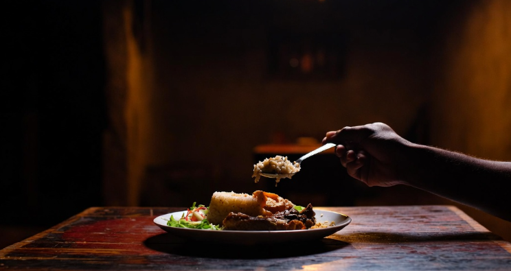 How late-night eating could impact how long you live