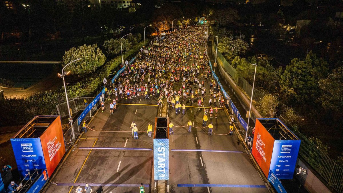 Some of the participants of the Two Oceans marathon. PHOTO/https://www.facebook.com/TwoOceansMarathon