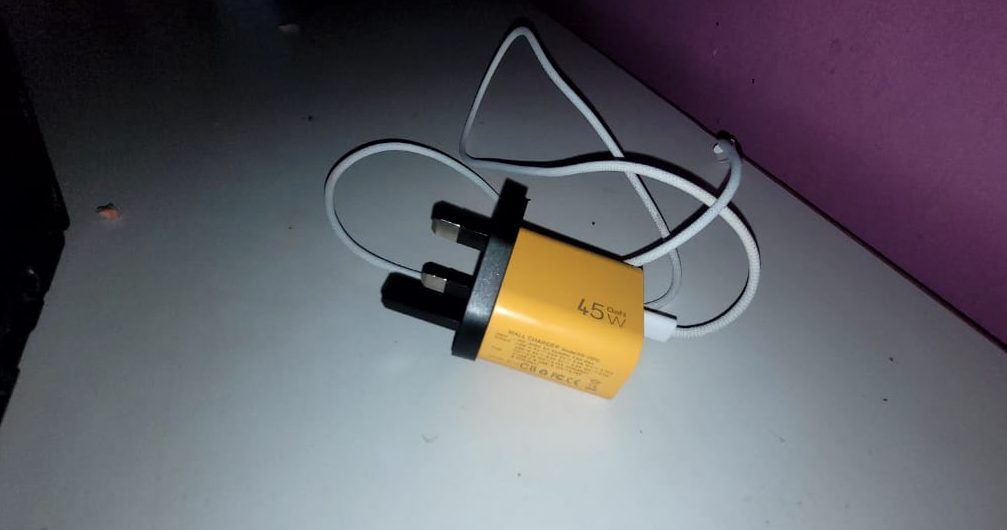 The simple truth about how a phone charger works