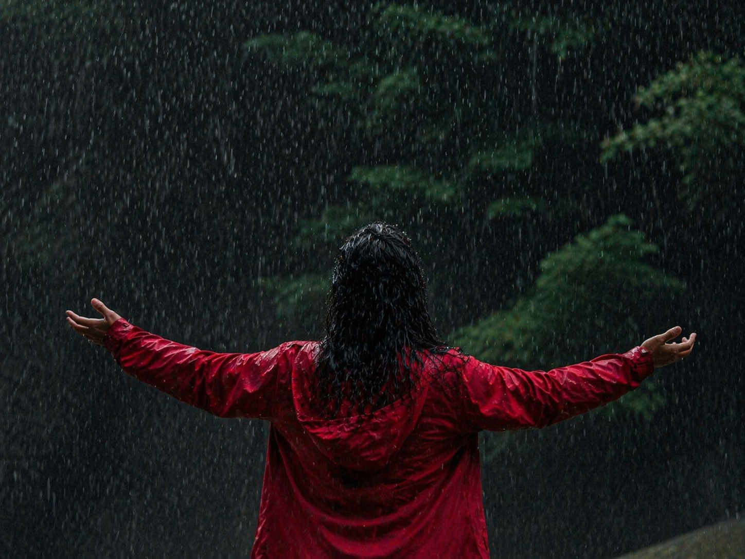 4 benefits of going out in the rain