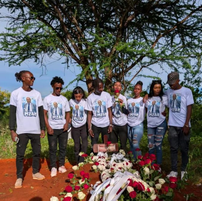 Kim Swat and his family members during their father's burial. PHOTOS/@kimswatofficial/TikTok.