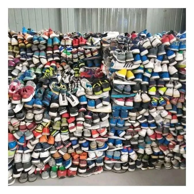 Second-hand shoes arranged in a nice manner. PHOTO/https://web.facebook.com/profile.php?id=100085000887471