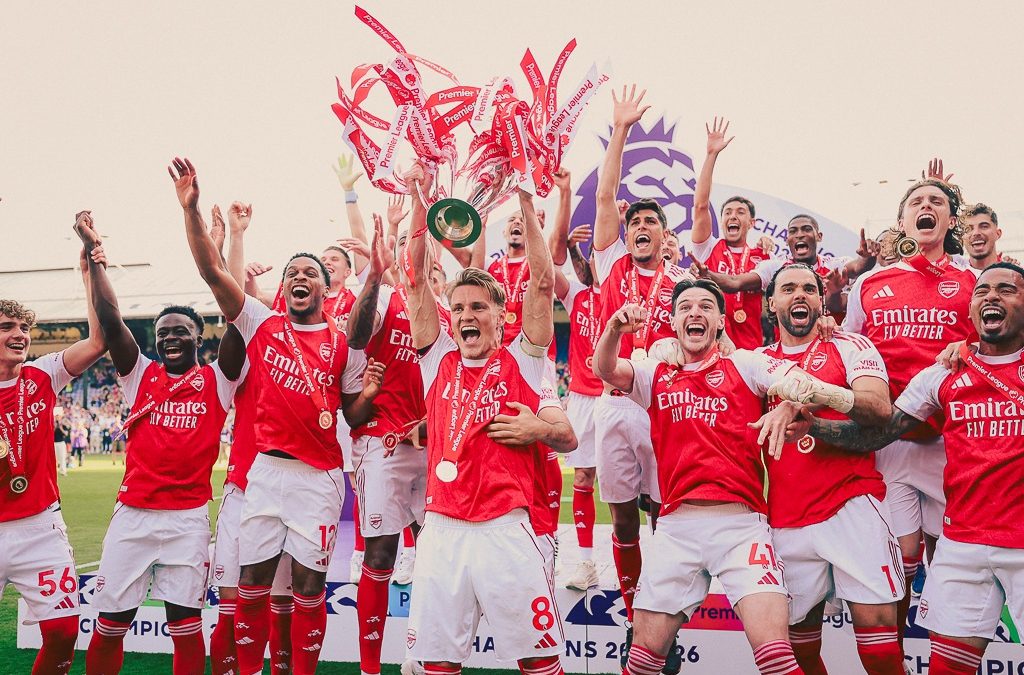 Arsenal celebrate after being crowned EPL champions. PHOTO/https://web.facebook.com/Arsenal