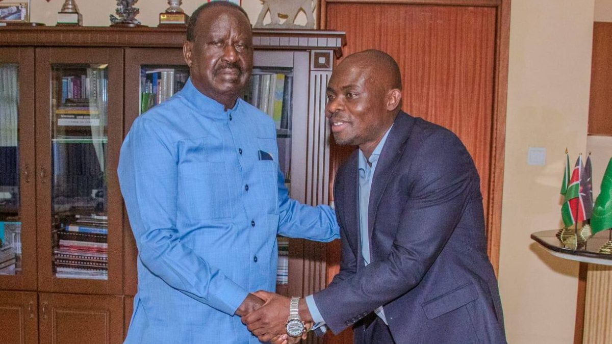 The late Raila Odinga with Gauho. PHOTO/https://www.facebook.com/gaucho.gacho