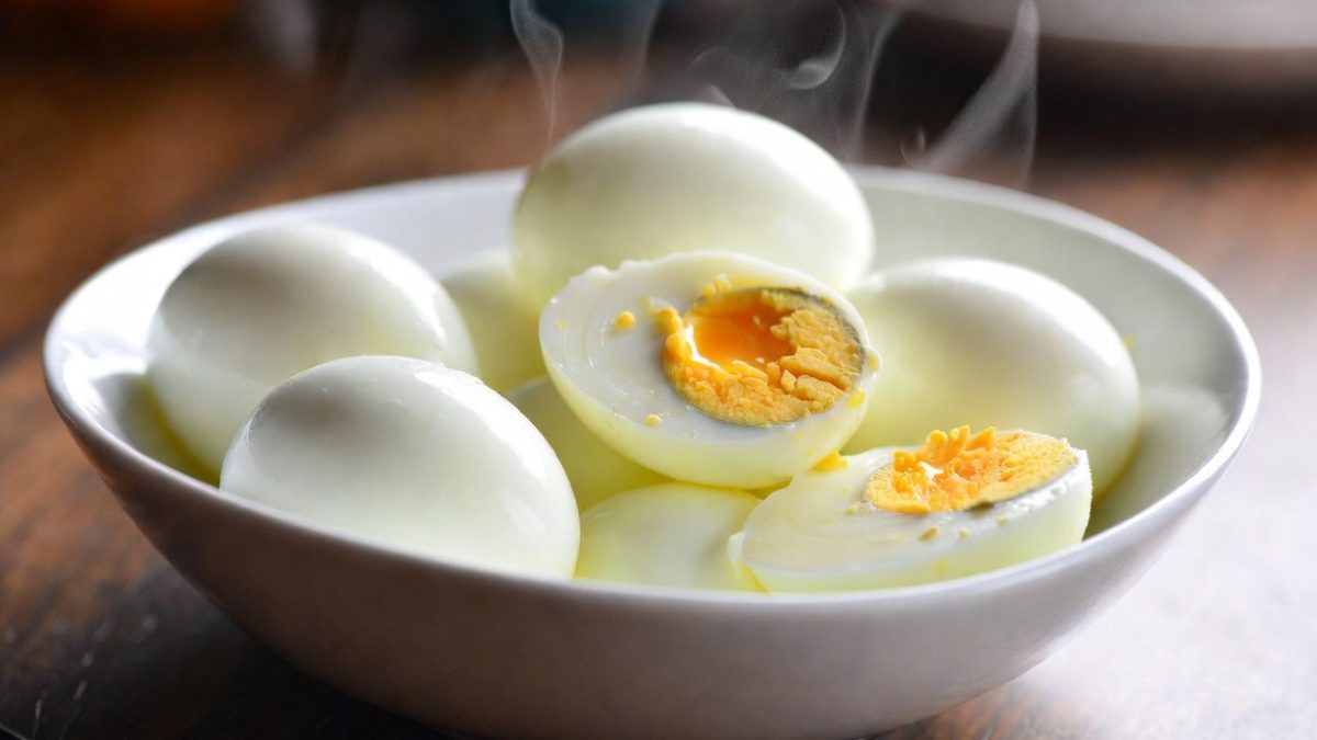 Eggs and cholesterol: How many are safe to eat daily and weekly?