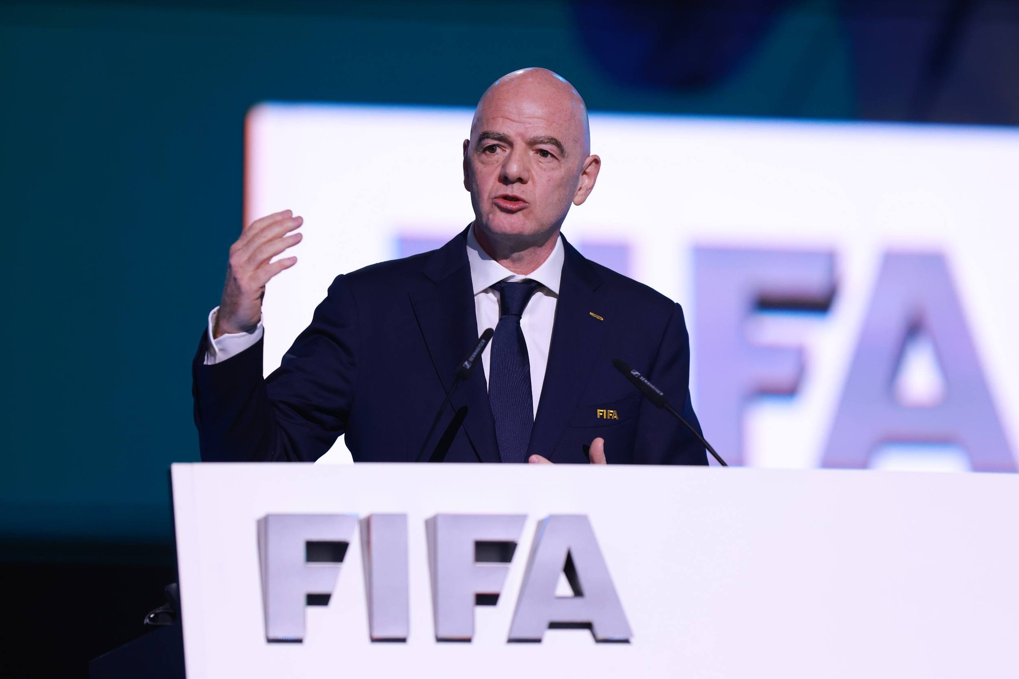 FIFA regrets free ticket error but demands fans pay