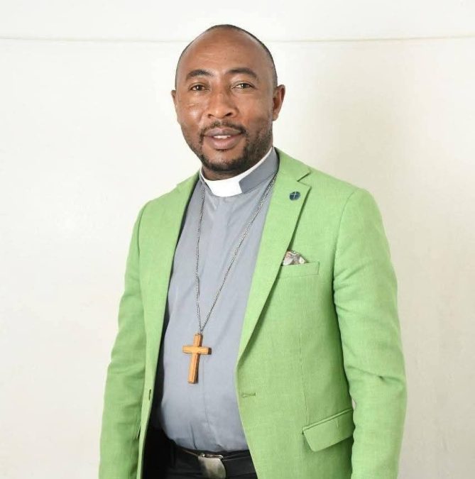 PCEA Thika Town Parish's Reverend Daniel Nderitu. PHOTO/https://www.facebook.com/WamuciiWaKinyari