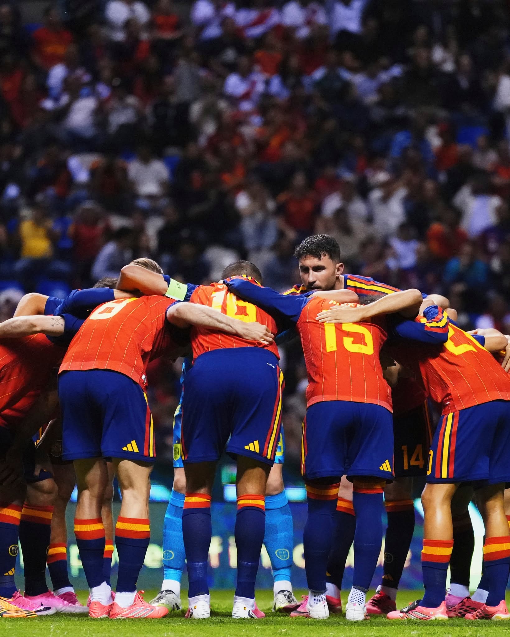 Spain's coach provides squad fitness update after cruising past Peru in World Cup preps