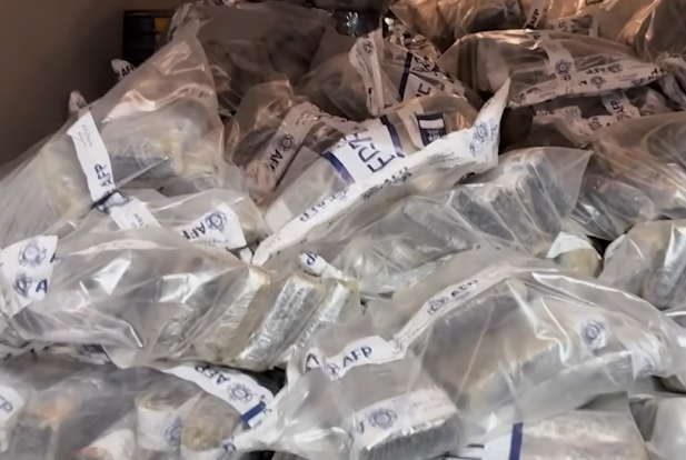 3 tonnes of cocaine found buried under property