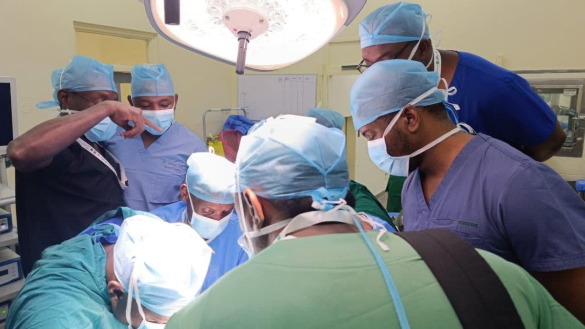 Doctors at KNH successfully remove 4kg liver tumour in life-saving surgery