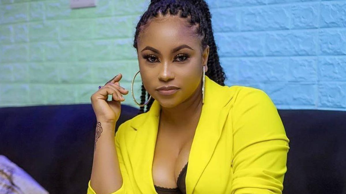 https://k24.digital/entertainment/esma-platnumz-says-hard-times-reveal-true-friends#:~:text=07%3A45%20AM-,Esma%20Platnumz%20posing%20for%20a%20photo.%20PHOTO/https%3A//www.facebook.com/esma.platnumz.16,-Social%20media%20influencer