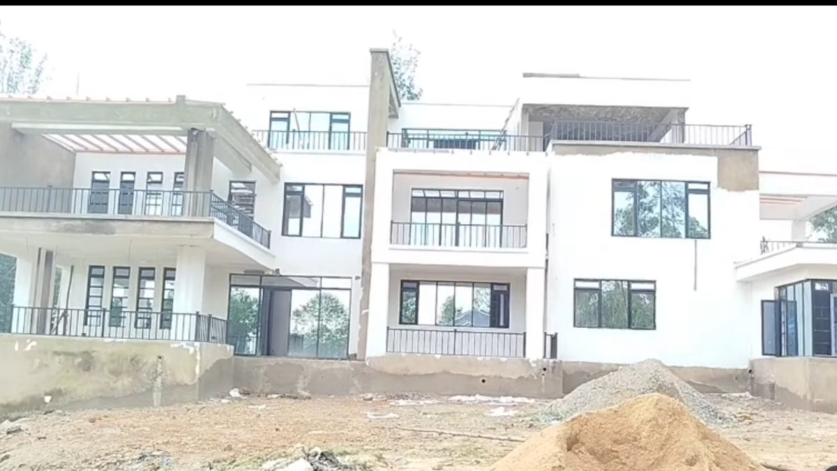 Kisumu Ndogo State House: Salasya shows off nearly complete mansion