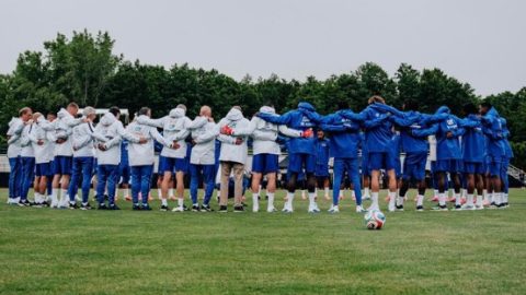 France team thrown into mourning as coach Deschamps loses his mother