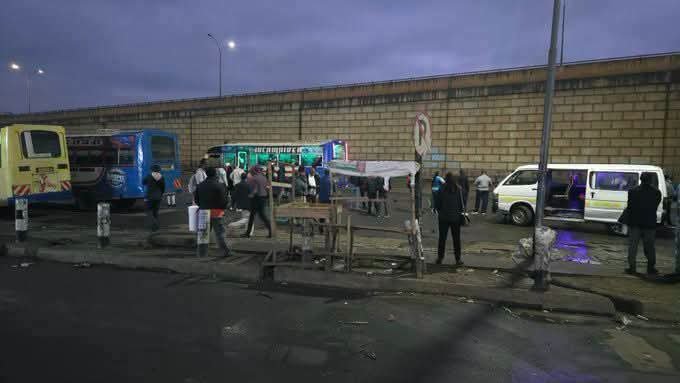Commuters are stranded as Thika Road is completely blocked by security officers at the Kasarani roundabout. PHOTO/@Onkundi01/X