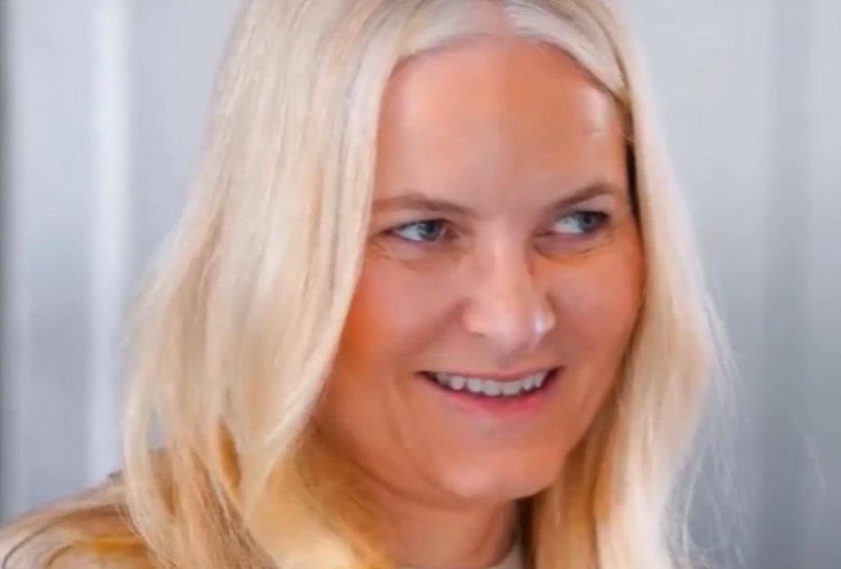 Norway’s crown princess on waiting list for lung transplant