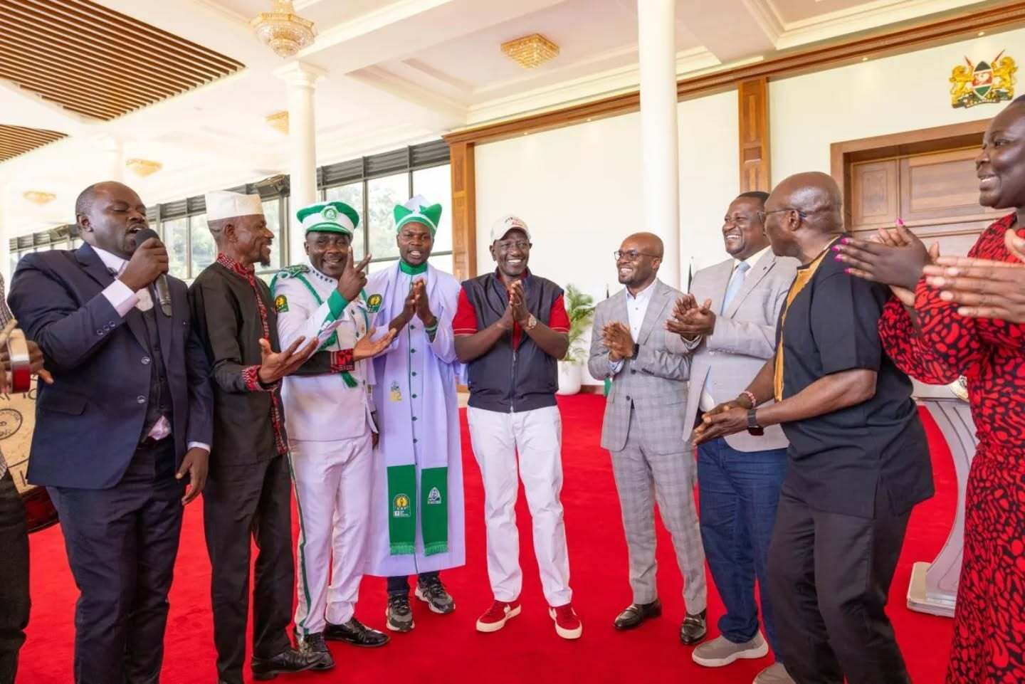 Gor Mahia choir maestro Taya Dok charms Ruto with song during K'Ogalo's visit to State House