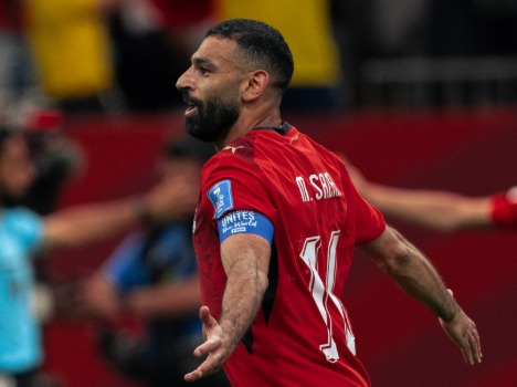 Salah inspires Egypt to first-ever World Cup win as Pharaohs gain control of Group G
