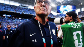 Bielsa takes responsibility for Uruguay’s early World Cup exit