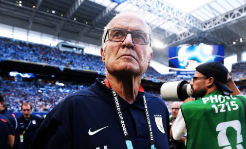 Bielsa resigns as Uruguay head coach after World Cup exit