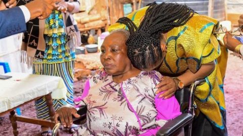 Gospel singer Liz Wangui announces death of her mother