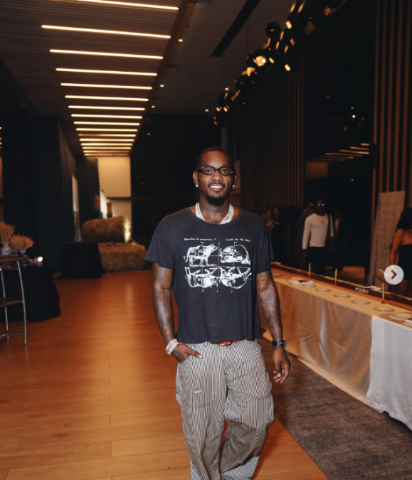 Offset during a past event PHOTO/@offsetyrn/Instagram.
