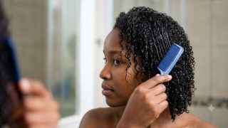 Why wet hair snaps so easily and how to protect it