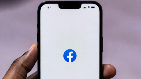 How to set up a free verified Facebook badge