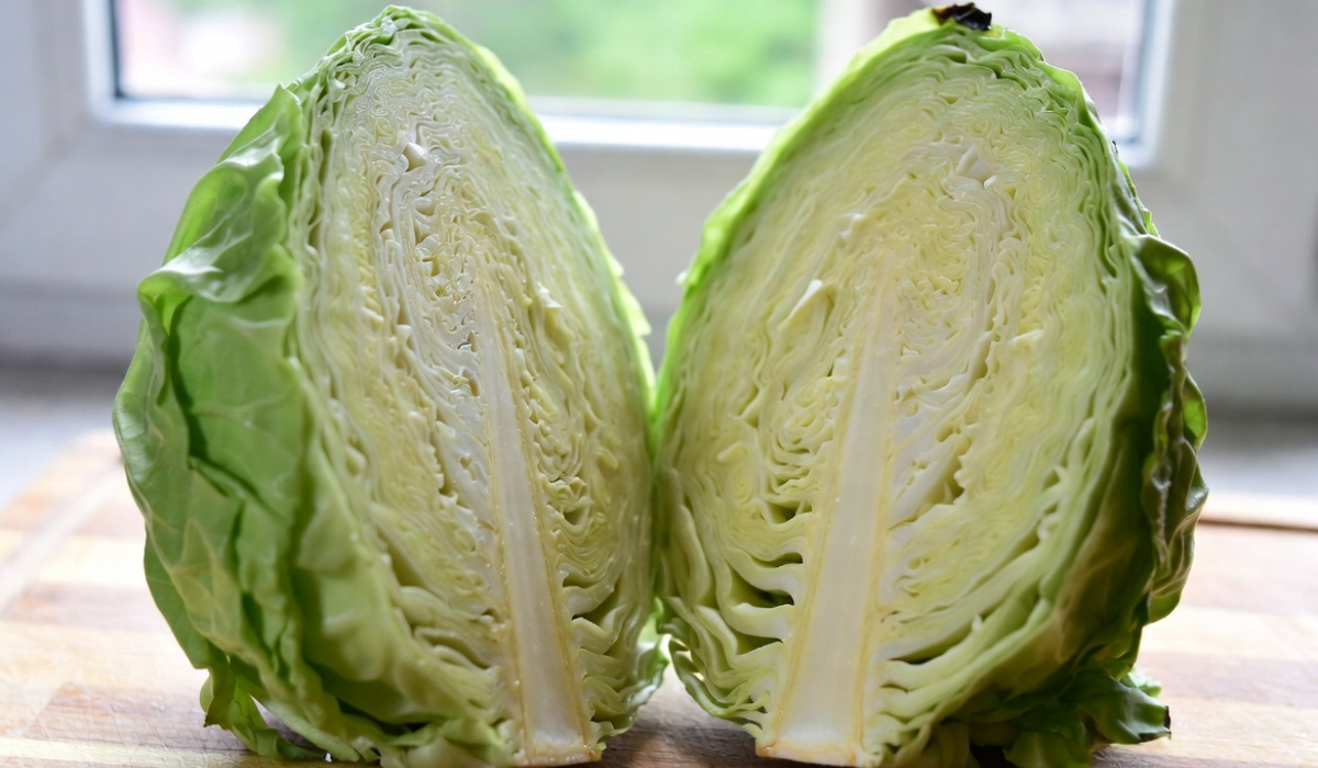 Surprising health benefits of eating cabbage every week