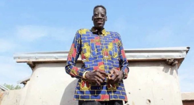 Ghana mourns death of its tallest man