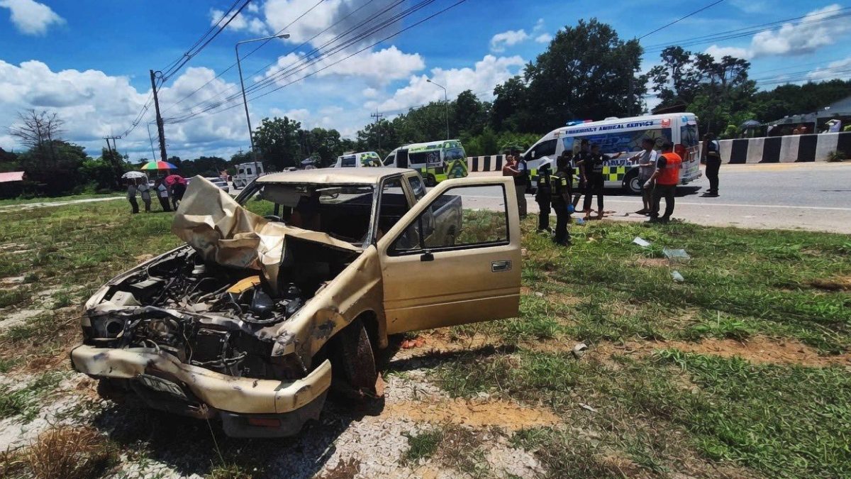 Nine Thai monks killed after 11-year-old driver collides with procession