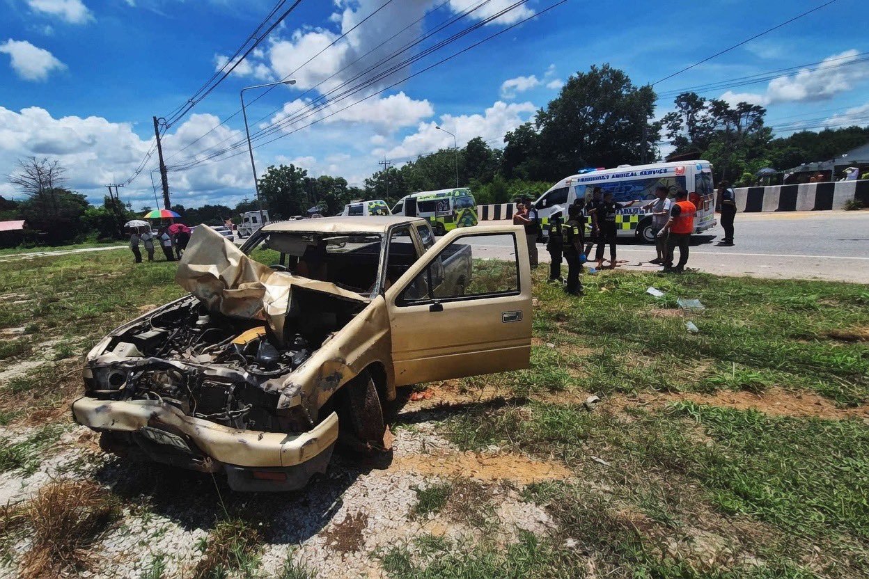 Nine Thai monks killed after 11-year-old driver collides with procession