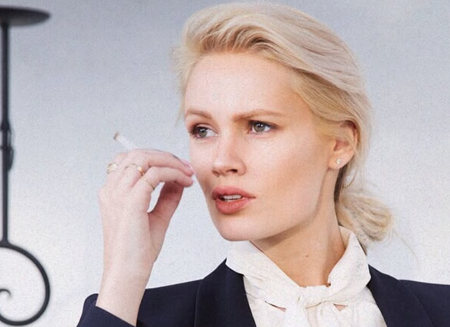 Party Rock Anthem singer Lauren Bennett dies aged 37
