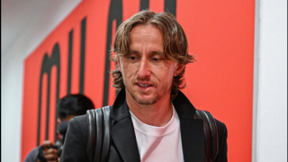 Modric signs new deal with AC Milan