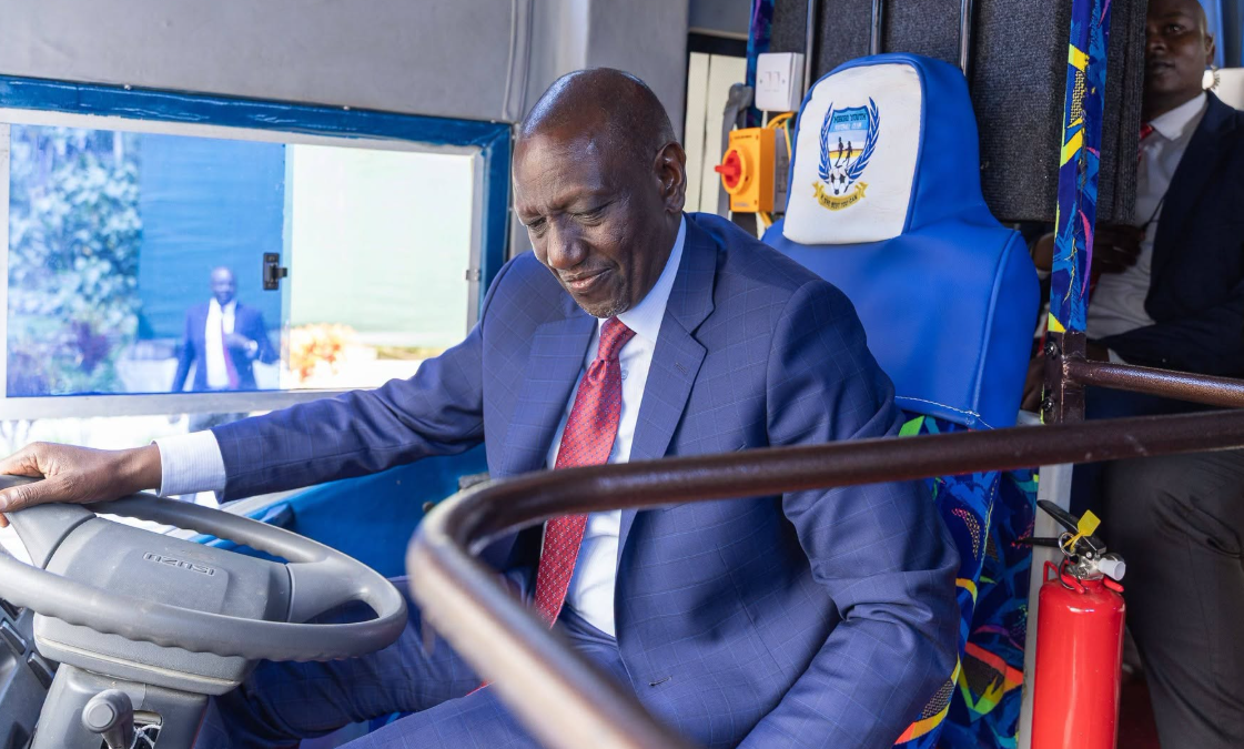 Fun moments as Ruto drives Migori Youth FC around State House in new bus