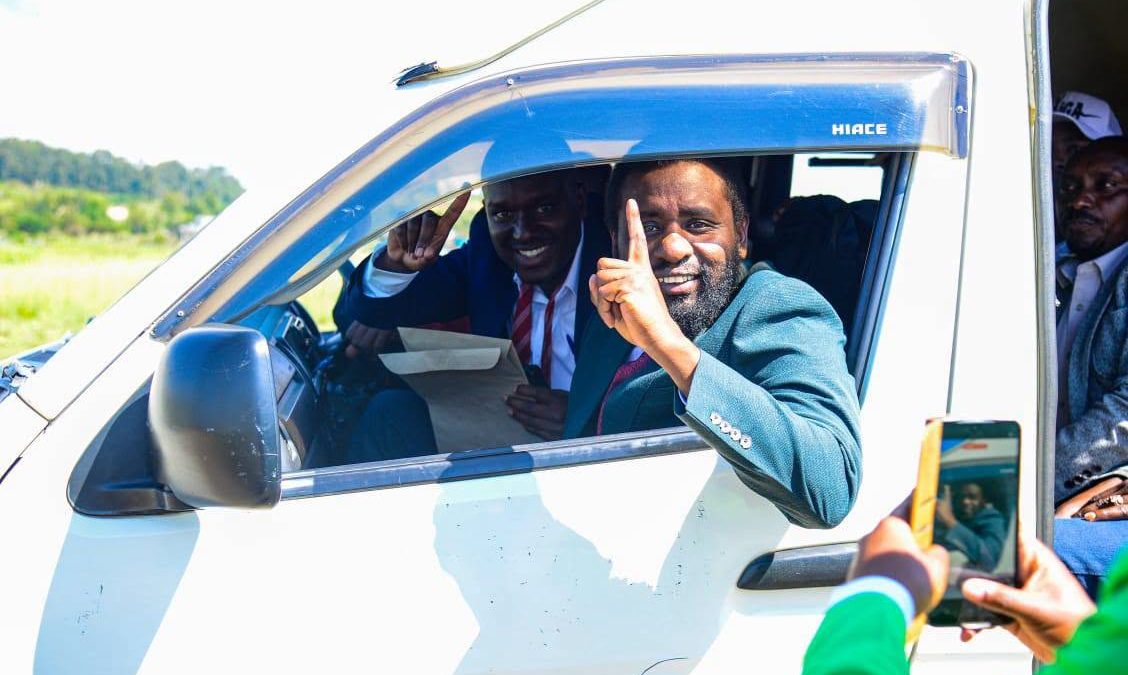 No convoy, no flashy SUV: Ol Kalou MP-elect Sammy Ngotho takes matatu to Parliament for swearing-in