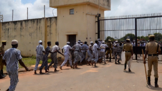 26 dead, more than 100 injured after prison breakout attempt