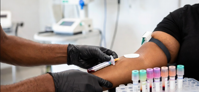 Blood test can help predict Alzheimer's risk years before symptoms, study finds
