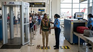Travel checklist: 10 items you should avoid carrying to the airport