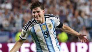 Argentina leave it late against Switzerland to storm World Cup semi-final