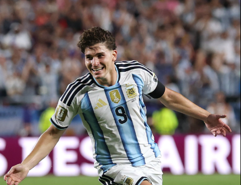 Argentina leave it late against Switzerland to storm World Cup semi-final