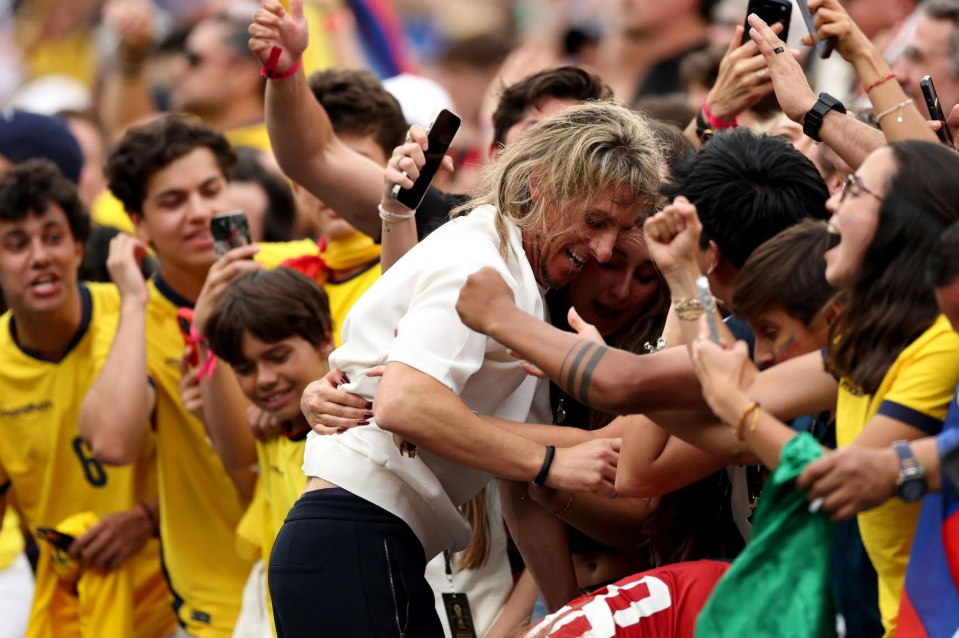 Beccacece resigns as Ecuador head coach after World Cup exit