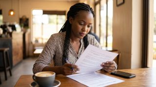 Key clauses in employment contracts you should never skip before signing