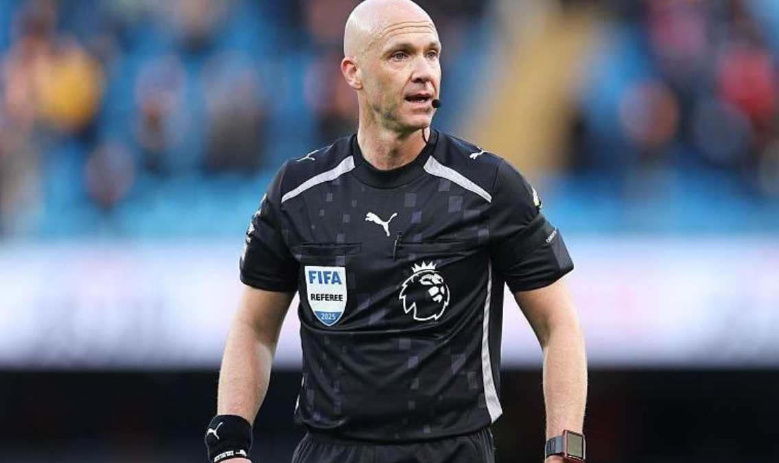 Anthony Taylor’s retirement: Top controversies of EPL ref and why Chelsea fans are happy with his exit
