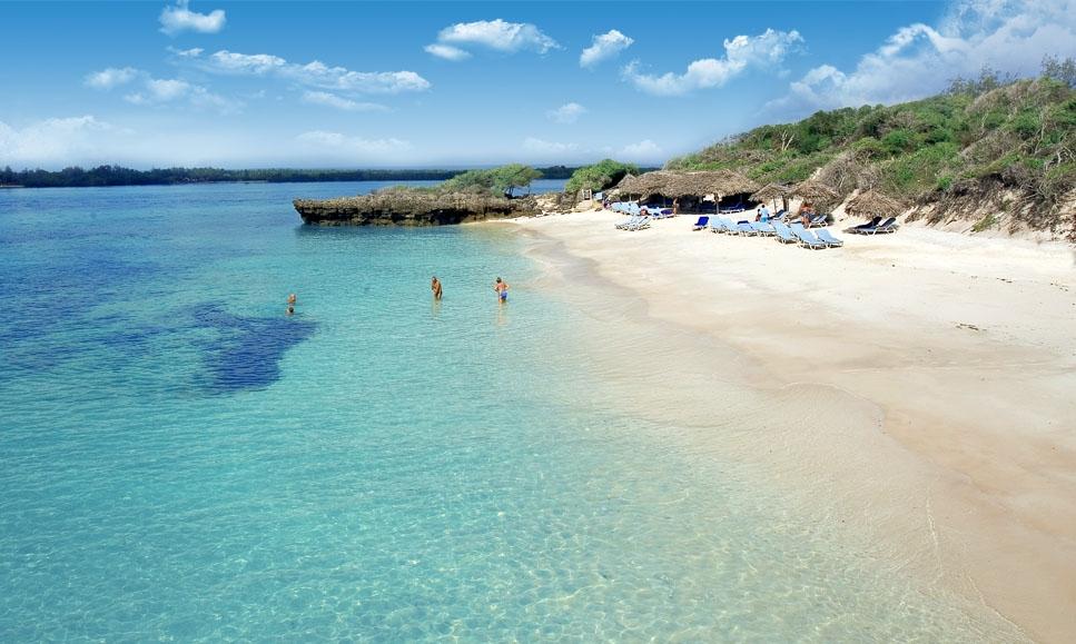 Summertides: Simple ways to protect beaches during your visit