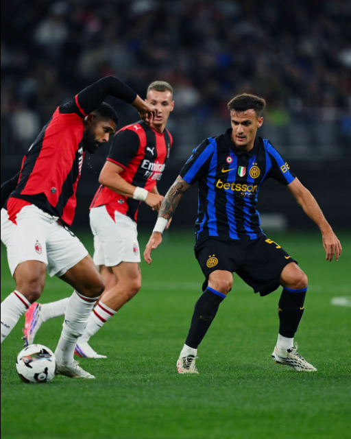 A pre-season friendly action between AC Milan and Inter Milan. PHOTO/https://www.facebook.com/Inter/photos